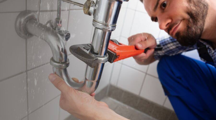 Professional water heater repair in Packwaukee, WI